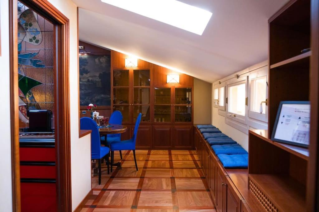 Carbonesi Luxury - Centro Storico Daire Bolonya Dış mekan fotoğraf