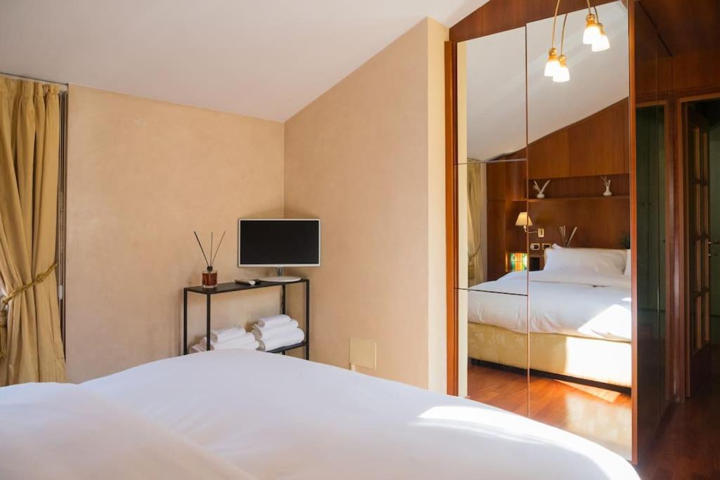 Carbonesi Luxury - Centro Storico Daire Bolonya Dış mekan fotoğraf