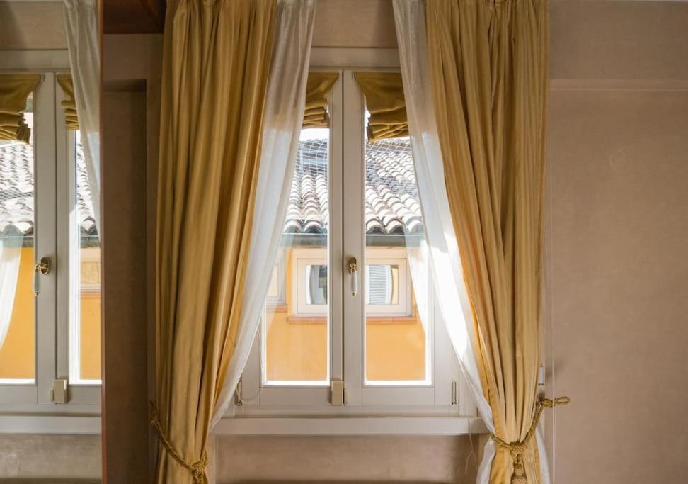 Carbonesi Luxury - Centro Storico Daire Bolonya Dış mekan fotoğraf